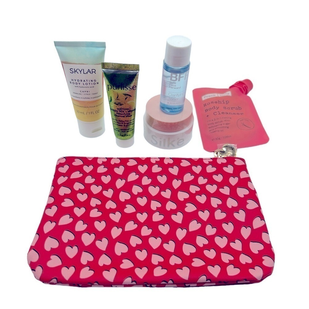 Heart Makeup Bag with 5 Pc. Skincare Gift Set New without tags!